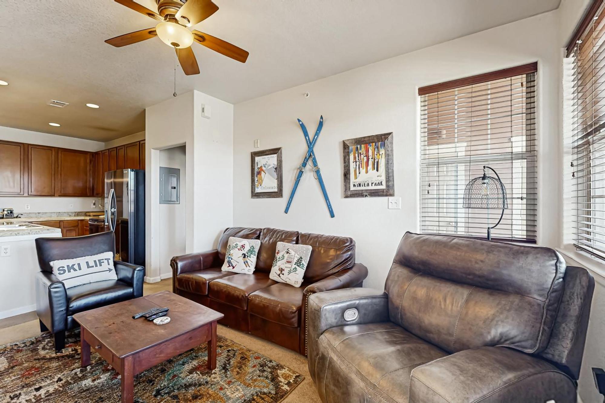 Lodge At Ten Mile Granby Extérieur photo